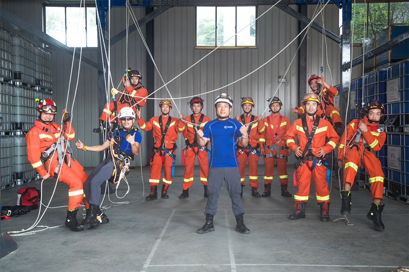 ““呈昱安训”助力“长沙市消防”高空专业绳索救援技术培训，圆满结训！